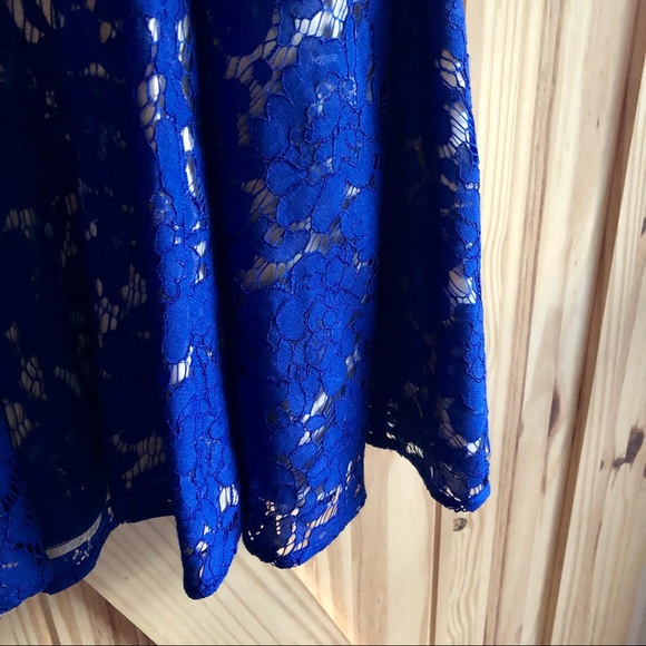 Royal Blue Lace dress with beige underlay. Size 6. - Picture 5 of 5